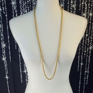 💍 🍒 Monet Gold Plated Rope Twist Long Necklace